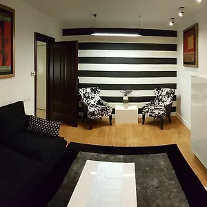 mihail-cioranu-apartment.bucharesthotelsnow.com/